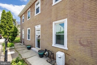 54 Grant St in Phoenixville, PA - Building Photo - Building Photo