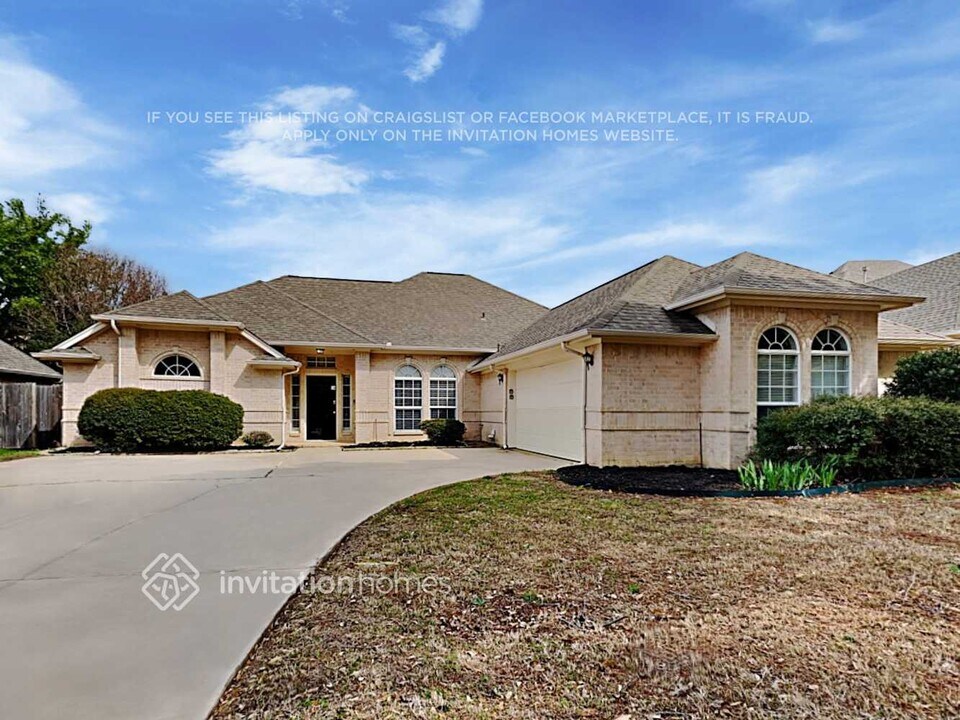 1814 Callender Hill Rd in Mansfield, TX - Building Photo