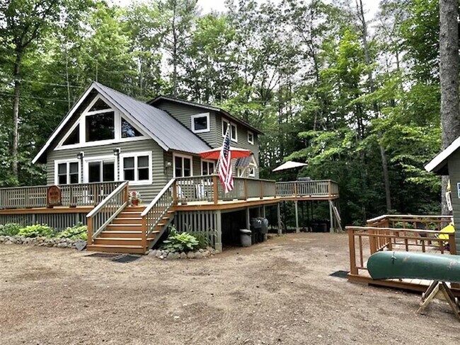 196 Shore Rd in Denmark, ME - Building Photo - Building Photo