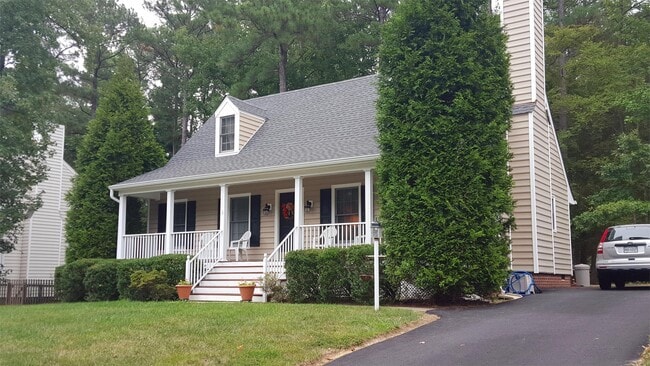 property at 4419 Fort Mchenry Pkwy