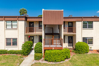 Winding Creek in Clearwater, FL - Foto de edificio - Building Photo