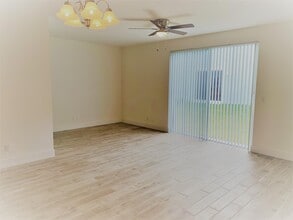 124 Osprey Cir in Hypoluxo, FL - Building Photo - Building Photo