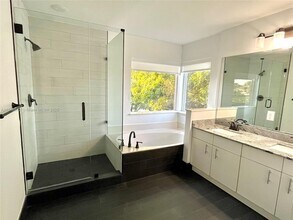 1413 SW 158th Ave in Pembroke Pines, FL - Building Photo - Building Photo