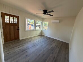 2922 Glenhurst Ave, Unit 2922 Glenhurst Ave in Los Angeles, CA - Building Photo - Building Photo