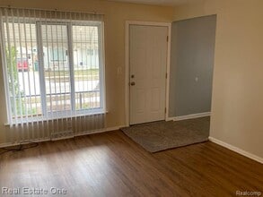 1825 O Connor Ave in Lincoln Park, MI - Building Photo - Building Photo