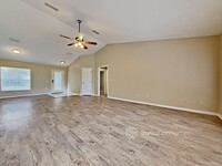 5033 Harbor Heights in Lady Lake, FL - Foto de edificio - Building Photo