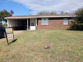 3901 Del Rd in Del City, OK - Building Photo