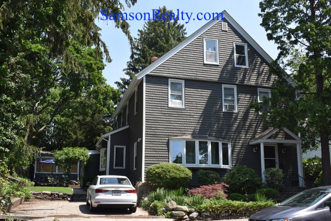 216 Medway St in Providence, RI - Building Photo - Building Photo