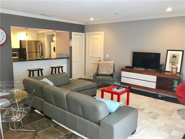 13334 Polo Club Rd-Unit -301 in Wellington, FL - Building Photo - Building Photo