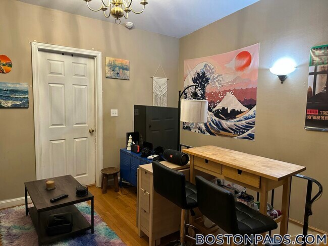 49 Symphony Rd in Boston, MA - Foto de edificio - Building Photo