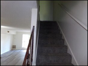 1712 Sanford Dr in Little Rock, AR - Building Photo - Building Photo