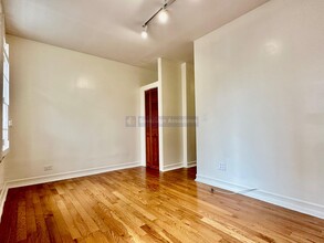 3135 Broadway, Unit 5 in New York, NY - Building Photo - Building Photo