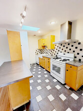 4005 Woodland Ave, Unit B in Philadelphia, PA - Building Photo - Building Photo