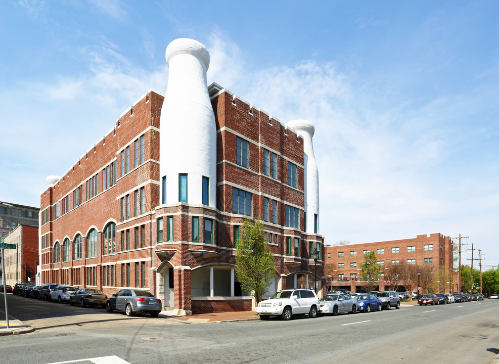 The Richmond Dairy Apartments in Richmond, VA - Foto de edificio