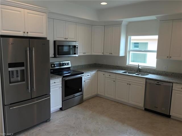 property at 27740 Roslin Dr