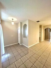 5240 Adair Oak Dr in Orlando, FL - Building Photo - Building Photo