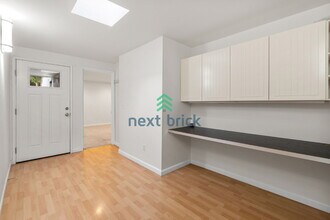 6356 138th Ave NE in Redmond, WA - Building Photo - Building Photo