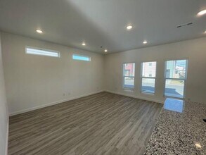 841 Massachusetts Ave in Bentonville, AR - Building Photo - Building Photo