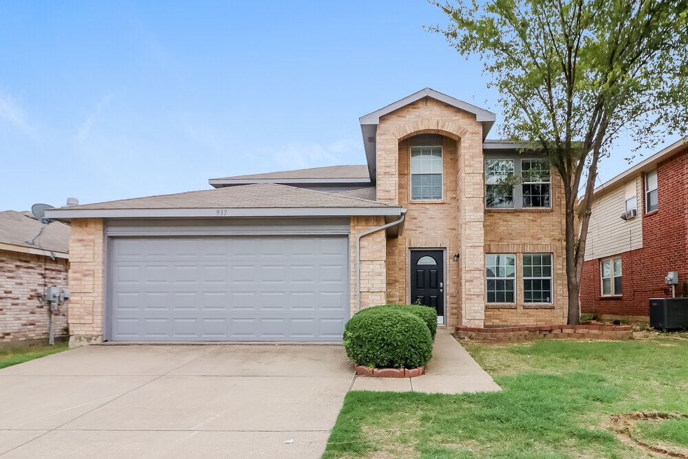 937 Stone Chapel Way in Fort Worth, TX - Foto de edificio
