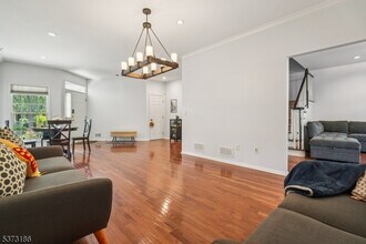 22 Pebble Beach Dr in Livingston, NJ - Building Photo - Building Photo