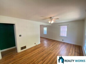 1439 Cheyenne St in Lincoln, NE - Building Photo - Building Photo