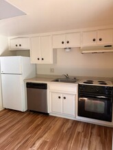 25-27-27 Simmons Way in Davis, CA - Building Photo - Building Photo