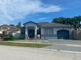 9435 SW 156th Pl in Miami, FL - Building Photo