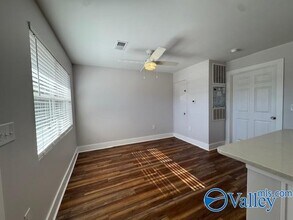 4300 Knight Rd SW in Huntsville, AL - Building Photo - Building Photo