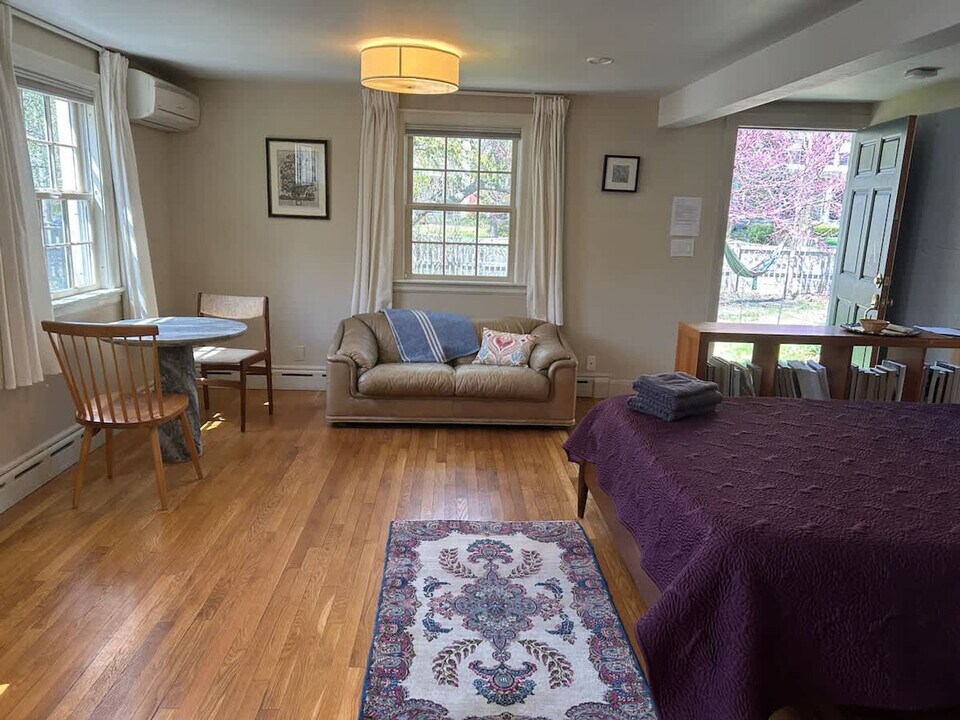 307 Main St in Concord, MA - Building Photo