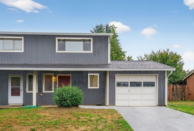 2865 N Clark Ct in Cornelius, OR - Building Photo - Building Photo