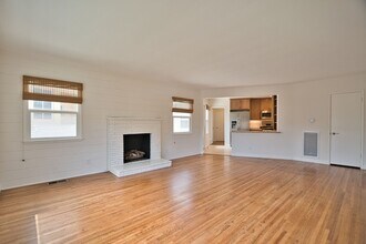 1817 Pine Ave in Manhattan Beach, CA - Building Photo - Building Photo