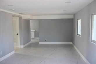 522 SE 20th Ct in Boynton Beach, FL - Foto de edificio - Building Photo