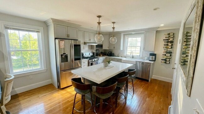 14 Oak St in Somerville, MA - Foto de edificio - Building Photo