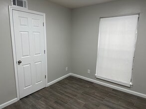 237 Greenfield Dr in Jackson, TN - Building Photo - Building Photo