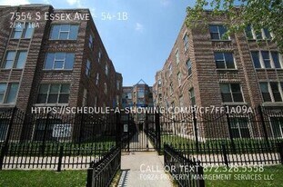 7554 S Essex Ave in Chicago, IL - Building Photo