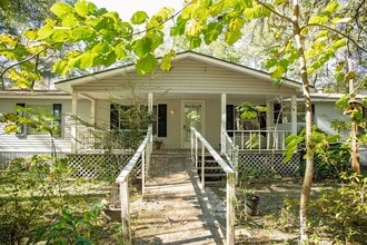 284 Sierra Rd in Jesup, GA - Building Photo - Building Photo