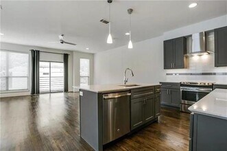 4303 Cole Ave in Dallas, TX - Building Photo - Building Photo