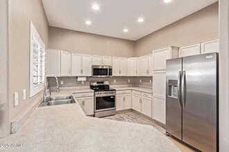 7978 W Beck Ln in Peoria, AZ - Building Photo - Building Photo