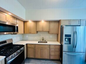 262 Winfield Ave in Jersey City, NJ - Building Photo - Building Photo