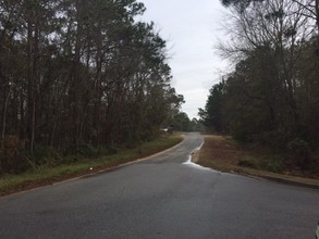 Pine Terrace Villas in Swainsboro, GA - Building Photo - Other