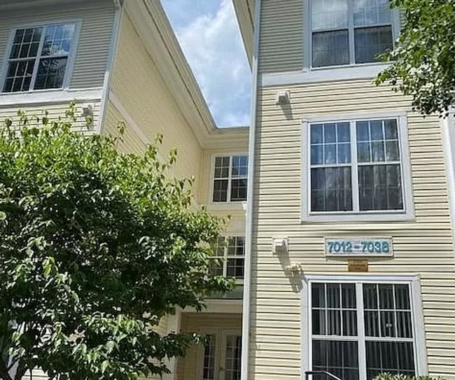 7032 Toby Dr in Baltimore, MD - Building Photo - Building Photo