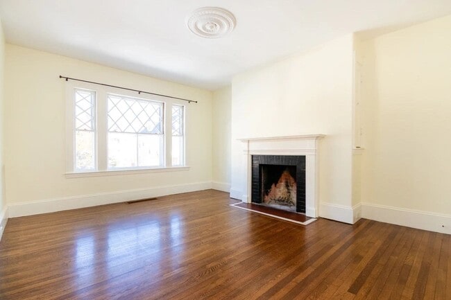 16 Fletcher St, Unit #A in Boston, MA - Building Photo - Building Photo