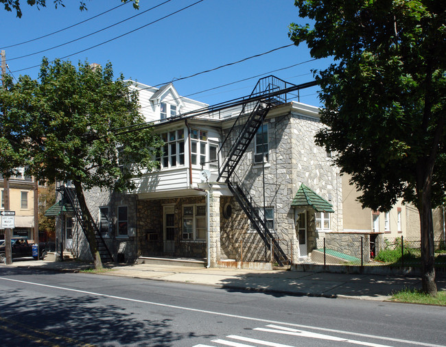 1150 W Linden St in Allentown, PA - Building Photo - Building Photo