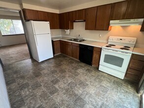 304 2nd St SE in East Wenatchee, WA - Building Photo - Building Photo