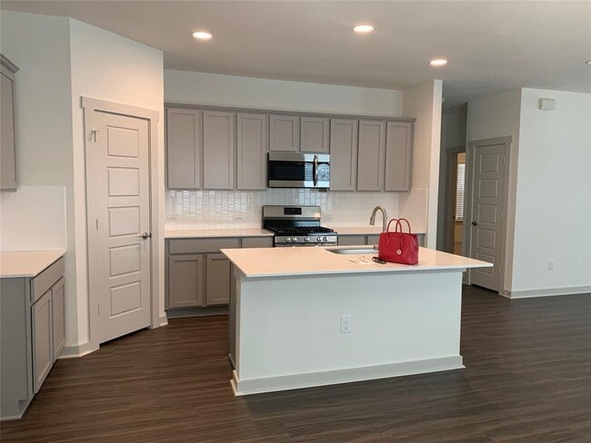 8212 City Top Blvd in Austin, TX - Building Photo - Building Photo