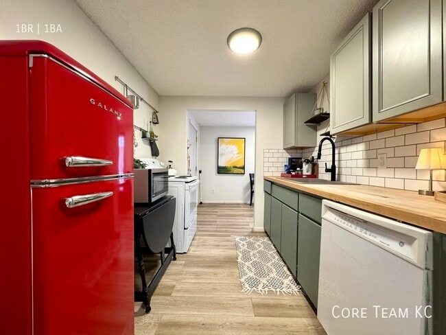 property at 1207 W 47th St