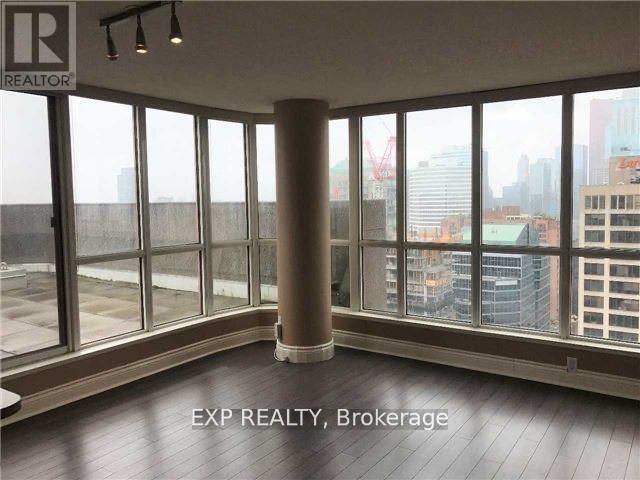736-3736 Bay St.