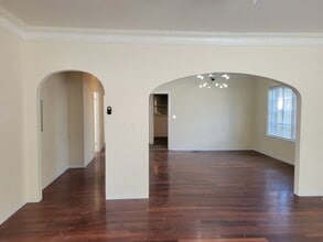 Pacific in St. Petersburg, FL - Building Photo - Building Photo