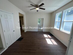 1529 11th St in Des Moines, IA - Building Photo - Building Photo