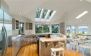 14 Orchid Ct in Bellingham, WA - Building Photo - Building Photo